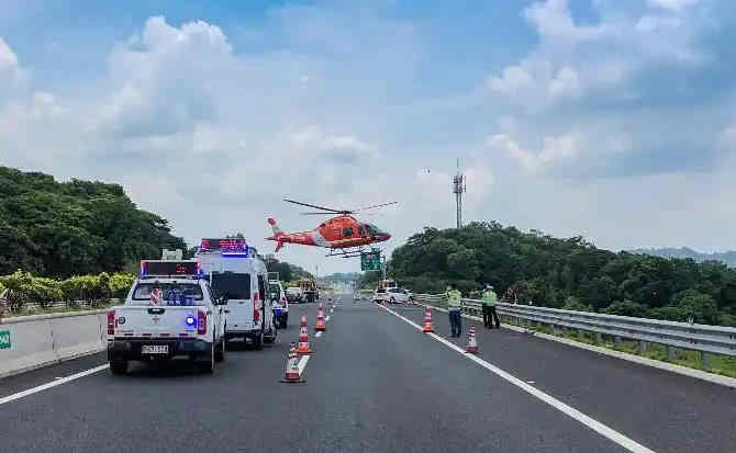 天镇高速公路汽车救援案例